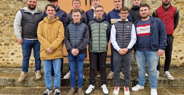 photo  les lanciers. au premier rang : mattéo lebreton, tom cosson, evan chamand, quentin ernoult et alexis tabareau. 2e rang : alexis frumery, antonin métais, enzo fougeray, florian papin, clovis papillon, amaury samoyeau et jonathan gaulard (absent mathys touchet).  &copy;  ouest-france 