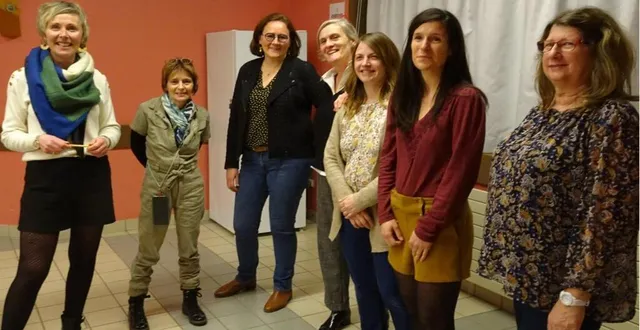 photo  élodie, isabelle, gael, catherine, clémence, audrey et véronique sont très motivées pour redresser les finances et préserver l’esprit du club de tennis tcrs maine cœur de sarthe.  &copy;  ouest-france 