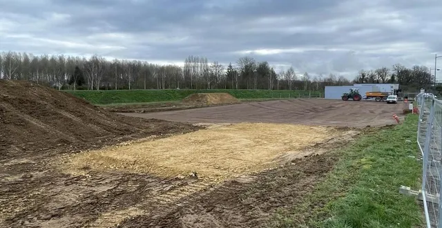 photo  le chantier de deux ateliers relais commence dans la zone actival d’orne, à sarceaux près d’argentan.  &copy;  ouest-france 