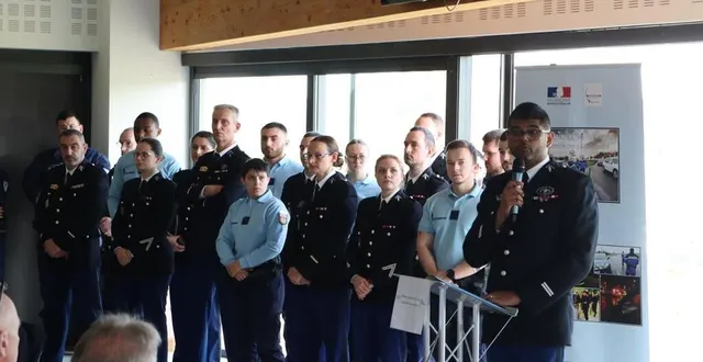 photo  steven kichenama, le lieutenant de la brigade territoriale autonome de sablé-sur-sarthe, lors de son allocution sur le bilan d’activités des militaires en 2023.  &copy;  ouest-france 