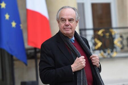 photo L’ancien ministre français de la Culture Frédéric Mitterrand est photographié le 8 décembre 2015 au palais présidentiel de l’Élysée à Paris. L’ancien ministre de la Culture Frédéric Mitterrand est décédé le 21 mars 2024, a indiqué sa famille à l’AFP. AFP / STEPHANE DE SAKUTIN 