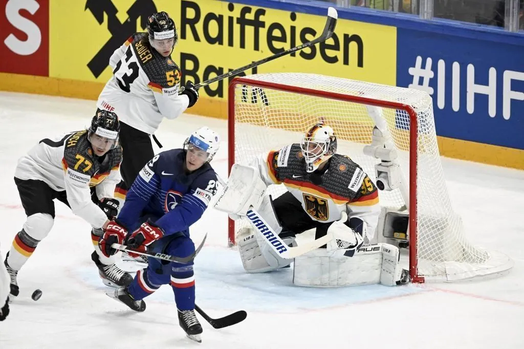 Hockey sur glace. Mondial toujours en Russie, Stéphane Da Costa de