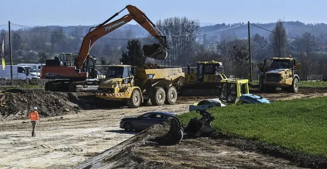 photo  l’un des chantiers les plus importants sera la poursuite du barreau de liaison de l’huisne sarthoise à connerré.  &copy;  archives le maine libre - denis lambert 