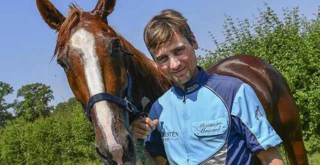 photo  alexandre abrivard en  juin 2023 à bouloire, où ses parents ont bâti un centre hippique il y a une dizaine d’années.  &copy;  photo archives le maine libre - yvon loué 