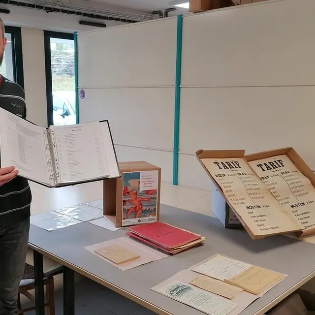 photo cyril evène a été bercé dans les bibliothèques et les musées. c’est à l’université qu’il a découvert le service des archives.  ©  ouest-france