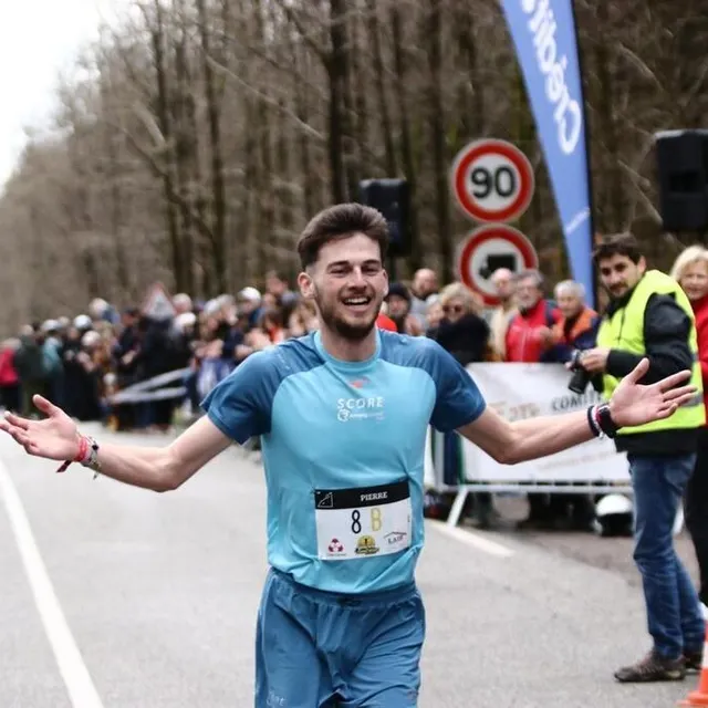 photo pierre lenoir a remporté la course chez les hommes.  ©  ouest-france