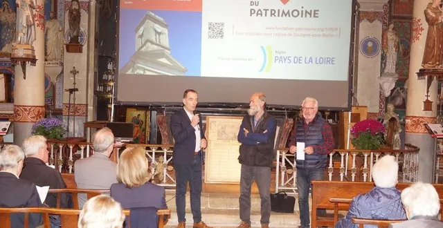 photo  vendredi 22 mars 2024, le maire de souligné-sous-ballon, david chollet, a lancé avec la fondation du patrimoine, une campagne de don pour rénover l’église saint-martin.  &copy;  ouest-france 