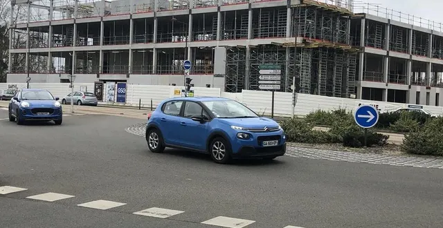photo  deux étages sur les cinq attendus se dressent désormais le long du boulevard demorieux, à l’angle de la rue des sables-d’or, quartier gare sud au mans. il s’agit du siège social du bailleur social sarthe habitat.  &copy;  ouest-france 