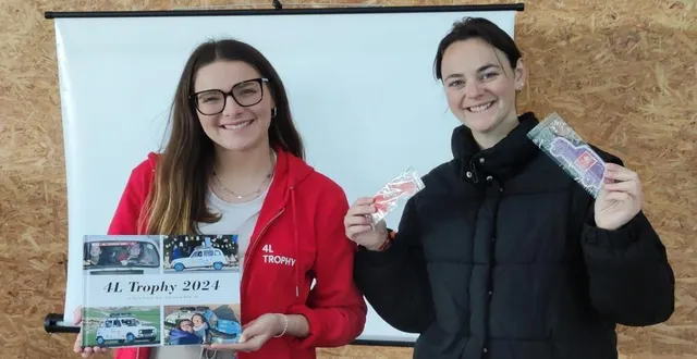 photo  sous la halle lors du marché de printemps, camille et mathilde ontraconté leur aventure marocaine.  &copy;  le maine libre. 