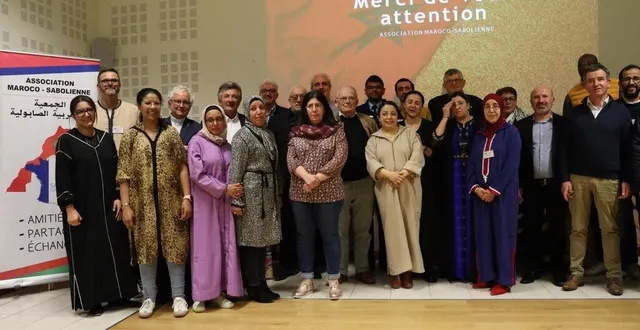 photo  l’association maroco-sabolienne au grand complet, vendredi 22 mars 2024, à l’occasion du retour sur l’opération de collecte de dons réalisée au cours de l’automne 2023.  &copy;  ouest-france 