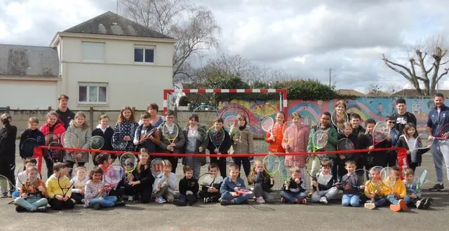 photo  porté par jean-charles rioton, éducateur, le projet a été lancé ce lundi à vibraye au sein de l’école catherine-paysan.  &copy;  le maine libre 