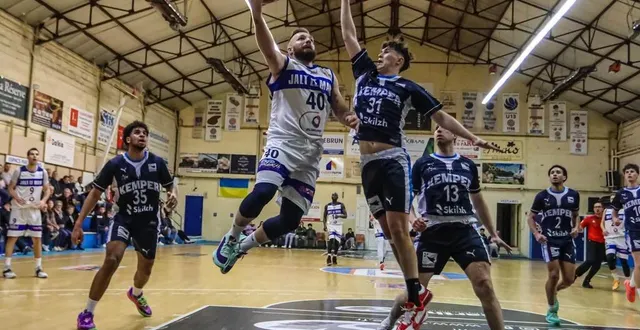 photo  les manceaux l’ont emporté sur le fil ce samedi face à quimper b.  &copy;  le maine libre 