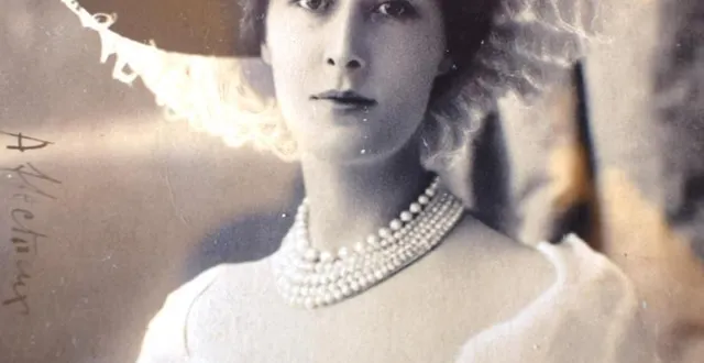 photo  dans le dernier « cahier fléchois » qui sera présenté ce samedi 6 avril 2024, les historiens locaux ont notamment travaillé sur liane de pougy, une courtisane très célèbre en son temps, née à la flèche en 1869.  &copy;  dr 