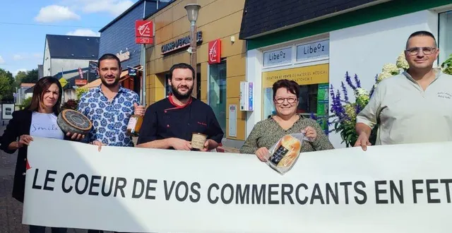photo  les commerçants s’associent pour faire vivre la rue commerçante.  &copy;  damien ragot 
