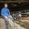 photo florian dereix s’est installé à la fresnaye-au-sauvage en exploitation laitière.