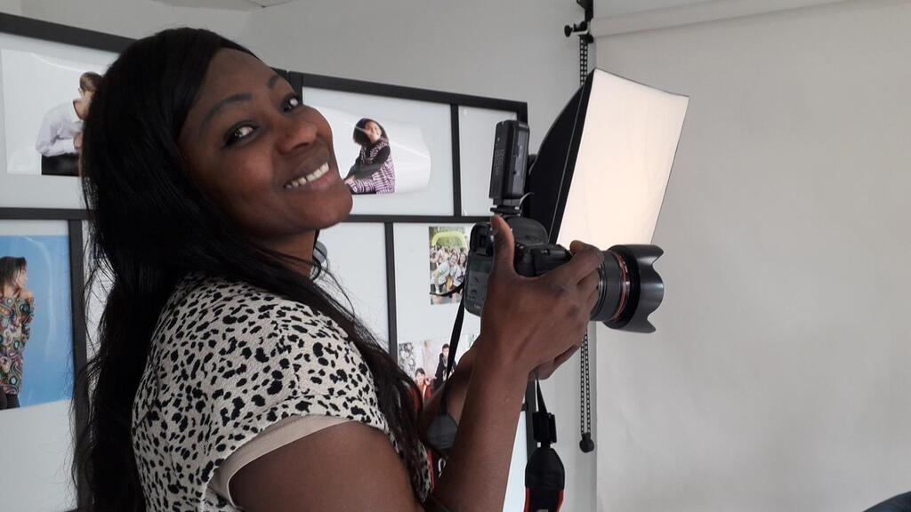 « Je vois pas mal de choses… » près de Cholet, le regard artistique d’une photographe