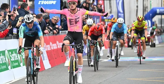 photo  marijn van den berg grand vainqueur de la deuxième édition du région pays de la loire tour !  &copy;  le maine libre - denis lambert 