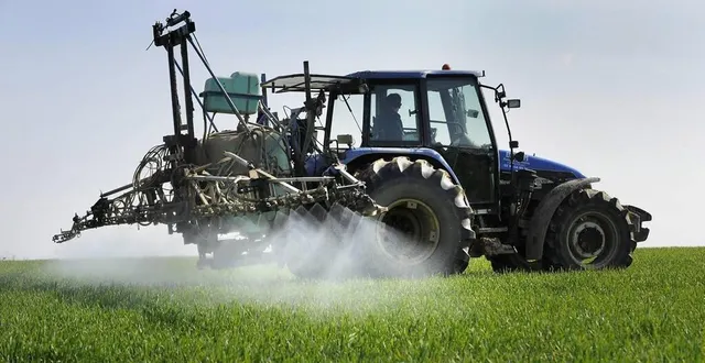 photo  les taux de pesticides dans l’air ont été mesurés dans plusieurs secteurs des pays de la loire entre 2018 et 2022.  &copy;  archives joël le gall/ouest-france 
