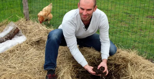 photo  la texture du sol est primordiale pour romain chenoffe.  &copy;  le maine libre 