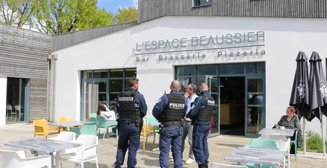 photo  la brigade de proximité de la police municipale dans le quartier belle-beille, à angers.  &copy;  ouest-france 