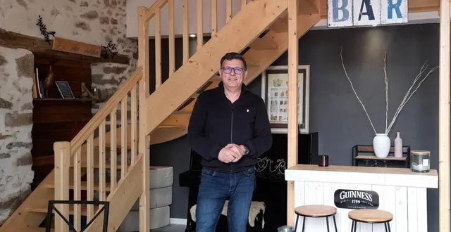 photo  jean-françois et virginie salesses ( absente ) viennent d’ouvrir leur gîte au petit châtelier.  &copy;  co 