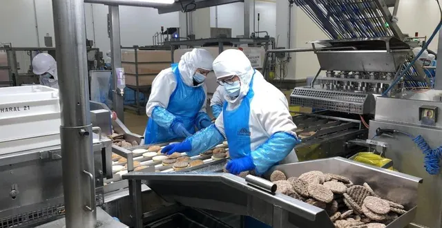photo  l’entreprise charal de flers, dans l’orne, sera présente au forum de job d’été à flers, dans l’orne, ce samedi 13 avril 2024.  &copy;  archives ouest-france 