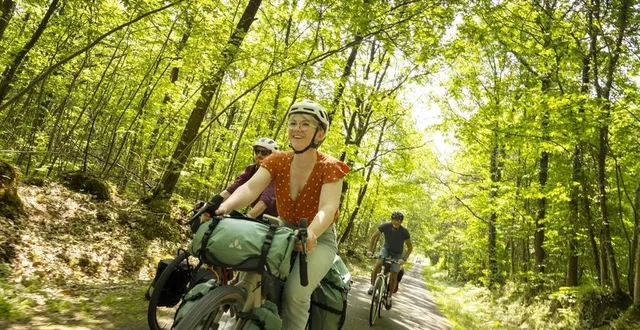 photo  parmi les étapes de cette vélobuissonnière, longue de 240 km, on trouve les alpes mancelles.  &copy;  pascal beltrami/la vélobuissonnière 