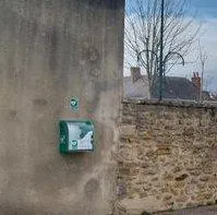 photo  un nouveau défibrillateur installé à changé.  &copy;  le maine libre 