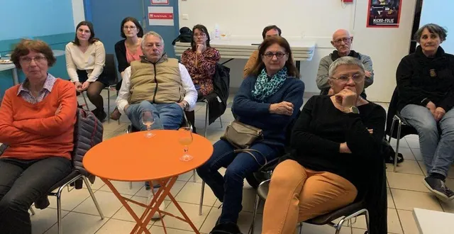 photo  la conférence sur l’intelligence artificielle a suscité de nombreuses interrogations.  &copy;  le maine libre 