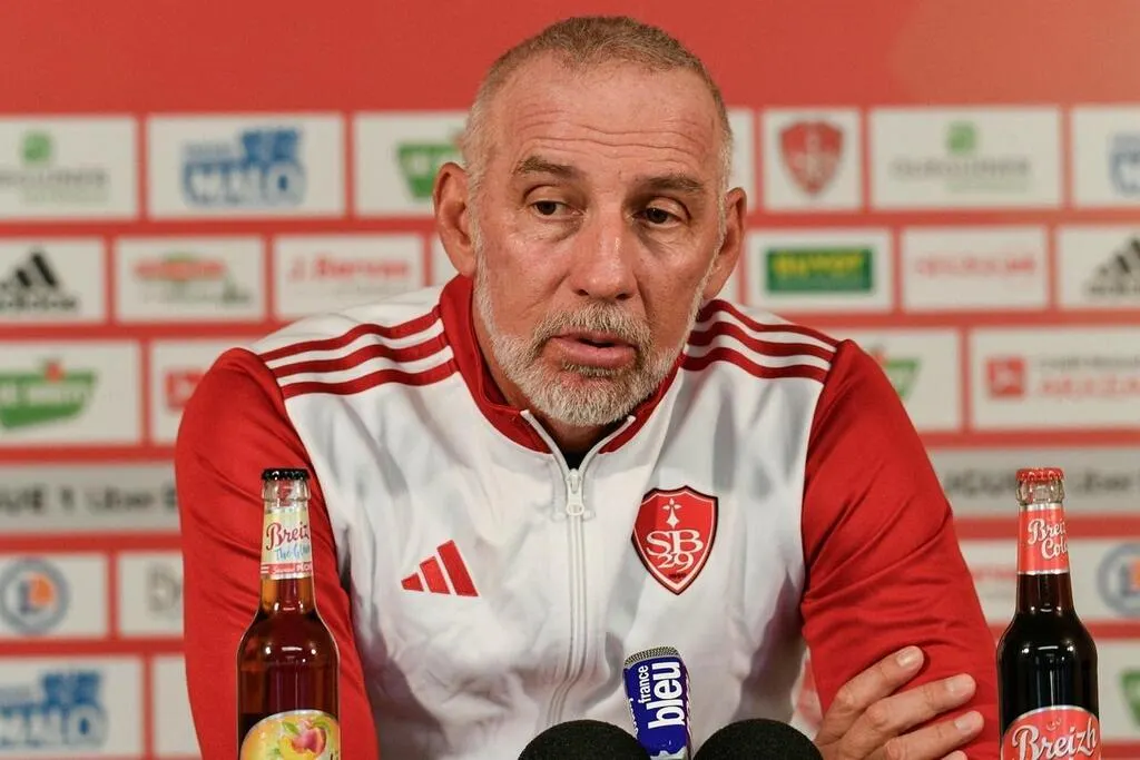 Stade Brestois. « Ils ont dépensé 60 millions » : Roy favorable à une ...