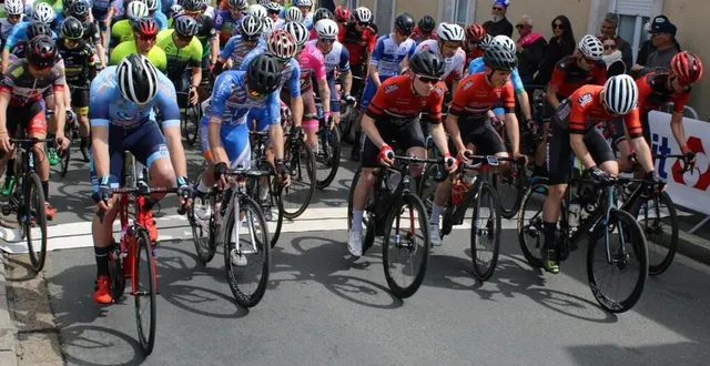 photo  les cyclistes du « prix des commerçants, des artisans et de la municipalité » s’affronteront sur 109,820 km.  &copy;  ouest-france 