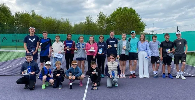 photo  les jeunes finalistes et vainqueurs du tournoi des jeunes 2023  &copy;  ml 