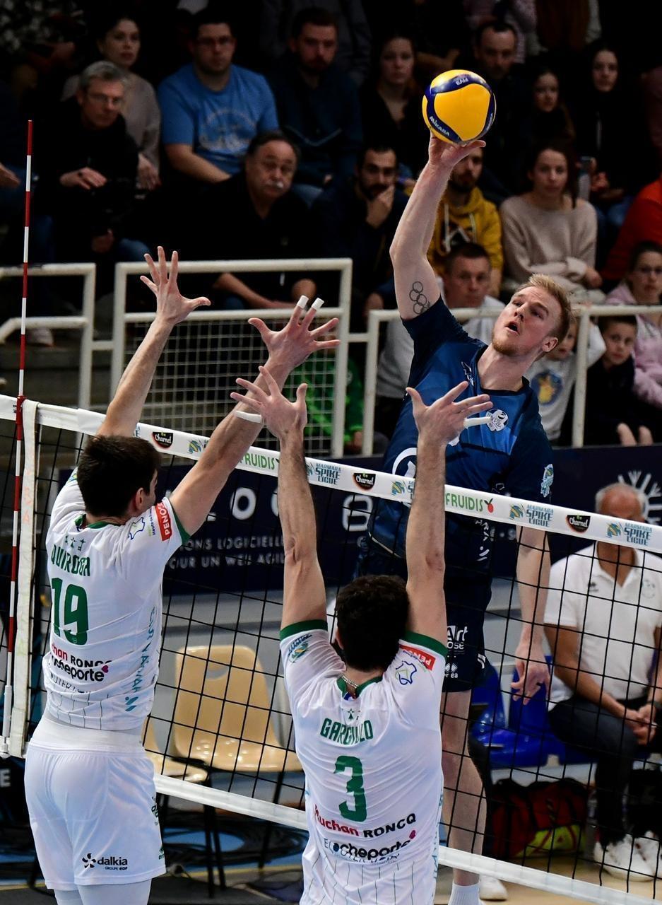 Tous Titres - Volley-Ball. Ligue AM : Saint-Nazaire Prend Une Sérieuse ...