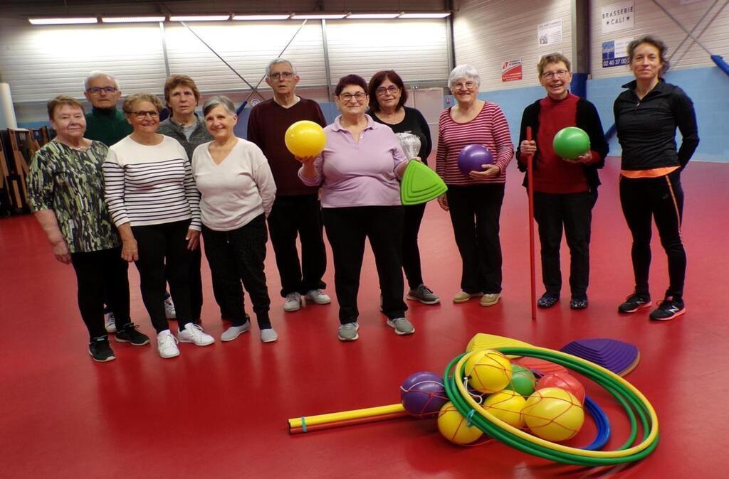 Joué-sur-erdre. Activité Physique Pour Les Seniors Par L’epgv - La 