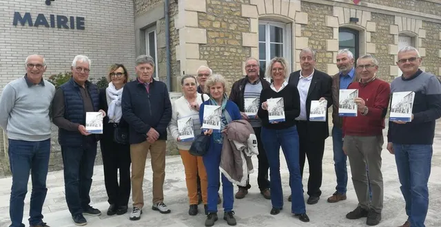 photo  un collectif est à l’origine du bulletin consacré à l’histoire de damigny.  &copy;  ouest-france 