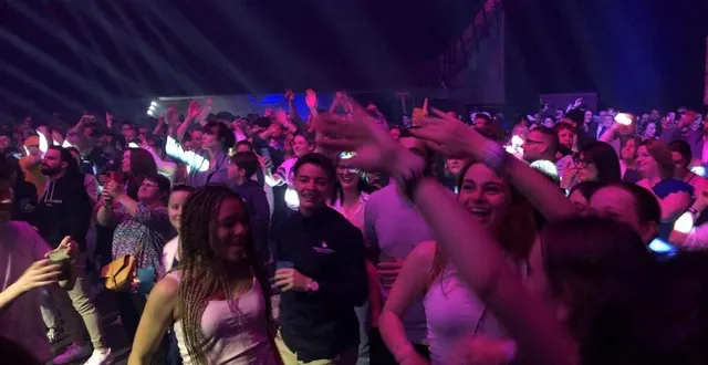 photo  djibril cissé en dj a ambiancé la soirée arena loire durant laquelle le public d’invités a découvert le programme du festival estival 2024.  &copy;  co 