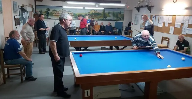 photo  le club de billard de thoiré-sur-dinan recevait ses homologuesde château-du-loir, dollon et marolles-les-braults.  &copy;  le maine libre 