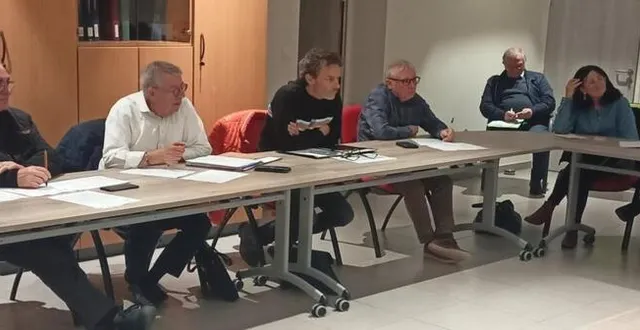 photo  le conseil municipal s’est réuni le 9 avril pour voter les budgets.  &copy;  ouest-france 