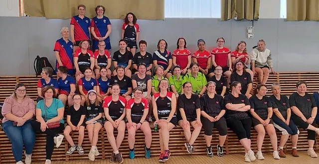 photo  trente-six pongistes féminines au gymnase, samedi dernier, pour le dernier tournoi départemental de la saison  &copy;  ouest-france 