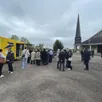 photo le bureau de poste itinérant stationnera sur la place de l’église de champosoult, chaque mercredi après-midi.