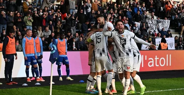 photo  l’égalisation de lepaul à l’heure de jeu a libéré le sco.  &copy;  co - josselin clair 