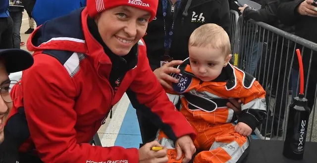 photo  seule pilote féminine de l’édition 2024, amandine creusot détient le record de participation aux 24 heures motos avec 6 éditions disputées.  &copy;  jérôme fouquet/ouest-france 