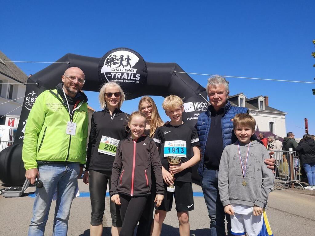 Pour les Éon, le Bourgad’Trail de Mauron, c’est en famille . Sport ...