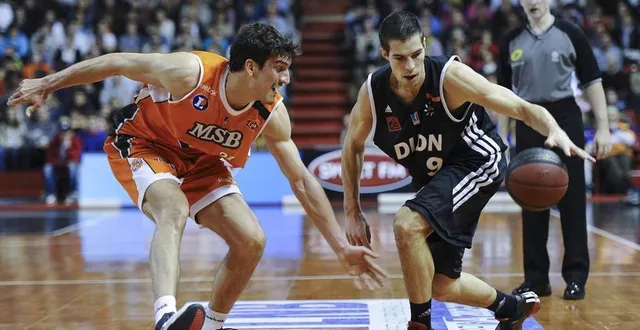 photo  l’ancien basketteur professionnel sarthois jérémy leloup, ici sous le maillot de dijon en 2013 face au msb, participera aux 24 heures basket.  &copy;  archives le maine libre – denis lambert 