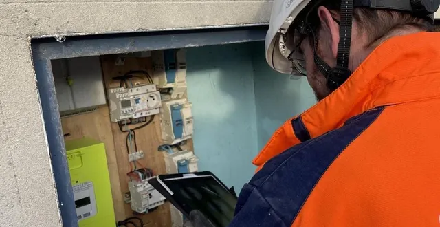 photo  pour changer les horaires d’extinction et d’allumage de l’éclairage public, il faut intervenir dans des armoires. dans la communauté urbaine d’alençon, il y en a 350.  &copy;  archives ouest-france 