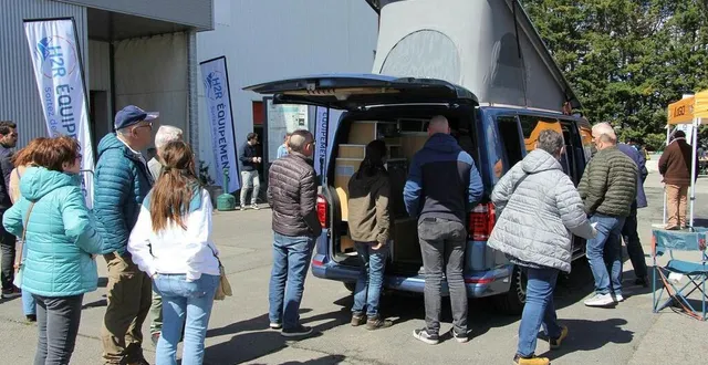 photo  les véhicules aménagés ont le vent en poupe auprès d’une génération plus jeune. ici, une exposition au parc-expo de rennes.  &copy;  archives. 
