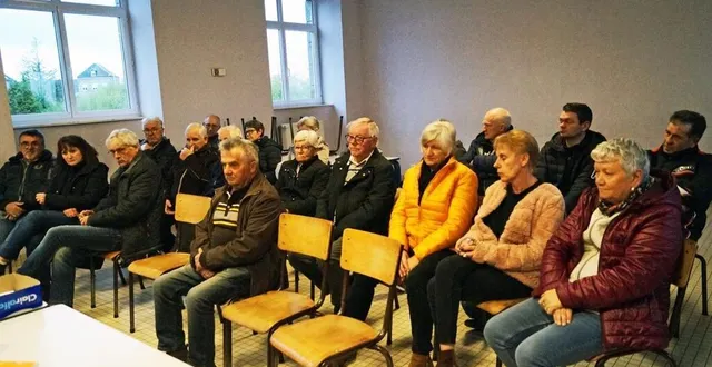 photo  les organisateurs sont dans la dernière ligne droite avant le 1er mai.  &copy;  ouest-france 
