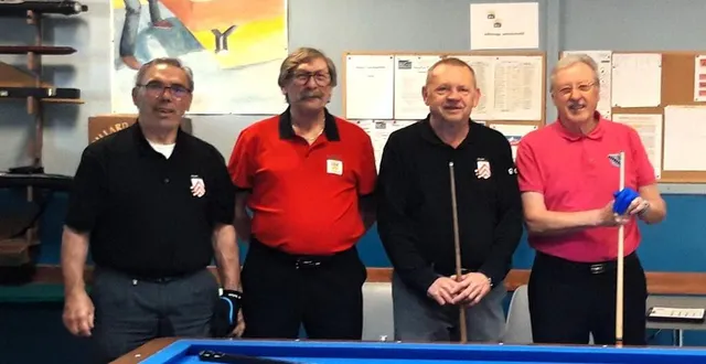 photo  vêtus de noir, de gauche à droite, jean-pierre bassino et thierry baptiste ont représenté brillamment le billard-club du perche en finale du championnat départemental individuel, catégorie r1.  &copy;  @ bcp 