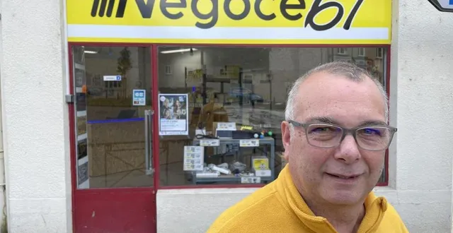 photo  chauffeur livreur pendant vingt ans, éric couillaut vient d’ouvrir un magasin spécialisé dans le matériel électrique dans le quartier de montsort, à alençon.  &copy;  ouest-france 