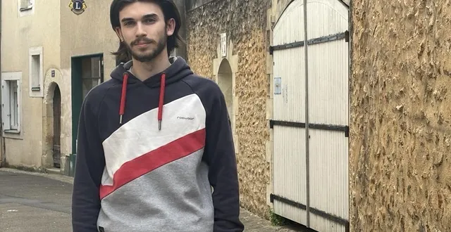 photo  léo pancher s’apprête à retenter son périple de 230 km en marchant de la flèche à saint-nazaire.  &copy;  ouest-france. 